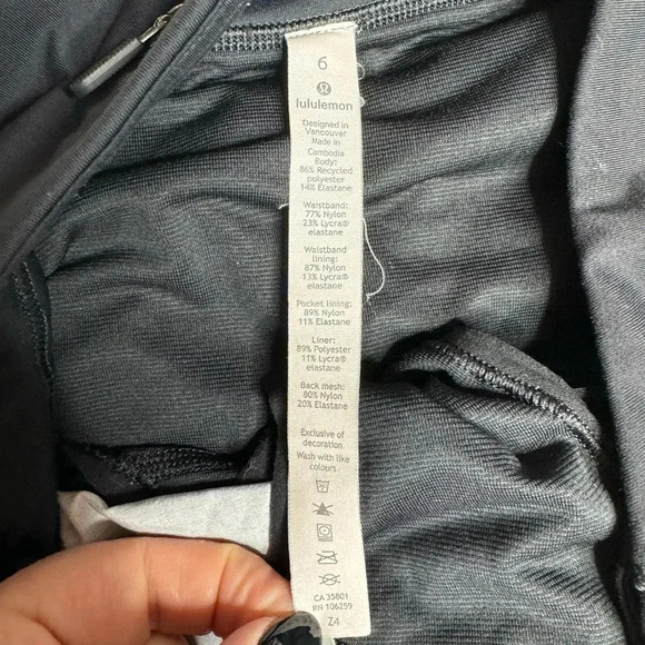 Lululemon Run Times Short II 4" Serigraph Alpine White Black Multi / Black - Picture 6 of 6